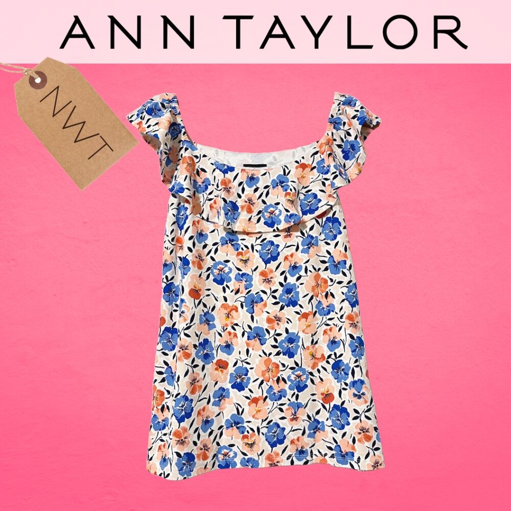 NWT Ann Taylor - Floral Blouse - Size M